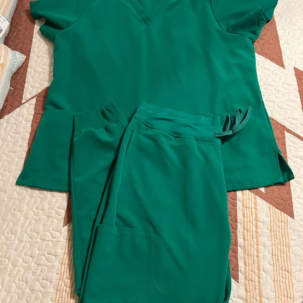 Mandala Green Scrub Set